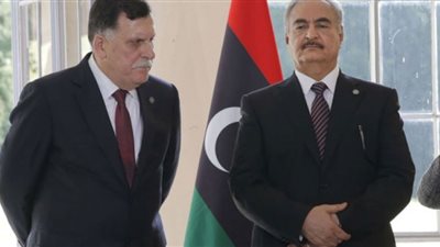 حفتر والسراج يلتقيان في باليرمو