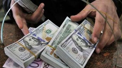 الدولار يواصل استقراره مقابل الجنيه خلال تعاملات اليوم