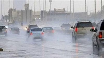 استئناف الملاحة البحرية بميناء الشعيبة الكويتي بعد توقفها بسبب الأحوال الجوية