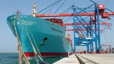 سوء الأحوال الجوية إغلاق موانئ شرق وغرب بورسعيد