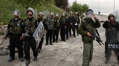هيئة الأسرى الفلسطينيين توثق تنكيل الاحتلال الإسرائيلي بطفلين خلال اعتقالهما