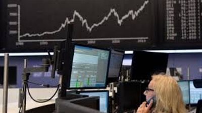 الأسهم الإيطالية تقفز بفعل تقارير عن تعديل خطة العجز