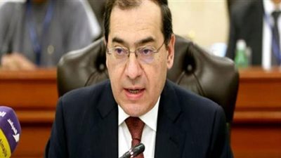 شركات إماراتية وأمريكية وهولندية تفوز بحق التنقيب عن النفط والغاز في مصر