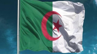 الجزائر تتوقع تراجع إيرادات الطاقة واحتياطيات النقد الأجنبي في 2020