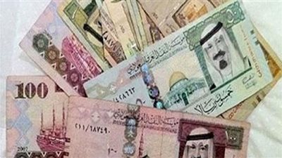 تباين أسعار العملات العربية أمام الجنيه اليوم 4 مايو