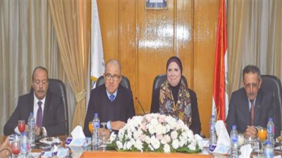 تفاصيل أول اجتماع لنيفين جامع مع إتحاد الصناعات المصرية