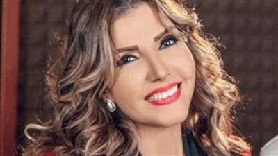 نادية مصطفى بالحفل السنوي لمركز الحفني