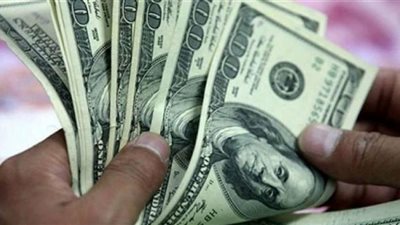 النيابة اللبنانية تتهم مدير العمليات النقدية بالبنك المركزي بالتلاعب في سعر صرف الدولار