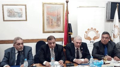 رئيس مصلحة الجمارك يلتقى اتحاد الصناعات