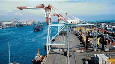 إغلاق ميناءى الإسكندرية والدخيلة لسوء الأحوال الجوية