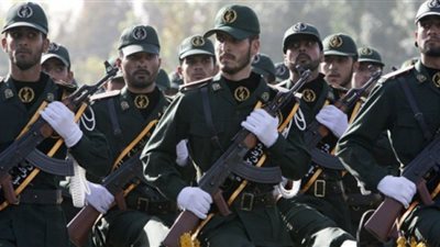 إيران تهدد أمريكا والخليج.. والحرس الثوري يتحمل مسئولية مضيق هرمز