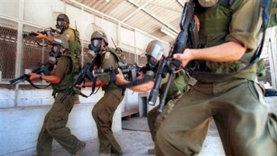 توتر بمعتقل عسقلان عقب قرار إسرائيلي بنقل ممثل الأسرى الفلسطينيين تعسفيًا