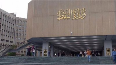 العراق يصدر 3.2 مليون برميل يوميا من النفط في مايو