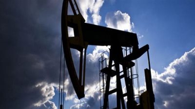 سعر نفط خام القياس العالمي ينخفض بنسبة 0.4 %