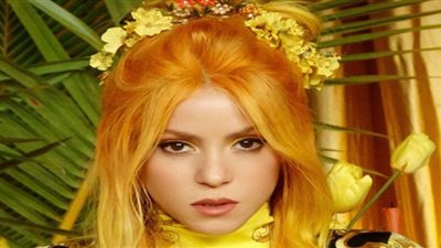 شاكيرا تستمتع بالبحر مع طفليها ساشا وميلان