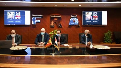 الخدمات المالية ومعهد دراسات البورصة الأسبانى يوقعان تعاون لمنح درجة الماجستير في الأسواق المالية