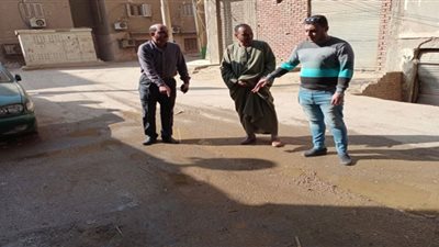 رئيس ملوى تتابع أعمال رد الشئ لأصله لحفر الغاز الطبيعي بالمنيا