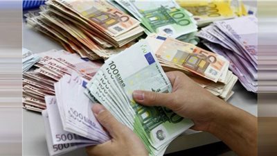 ننشر أسعار صرف العملات الأجنبية بالأسواق