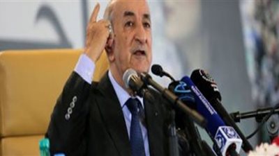 تبون يبحث مع نظيره الفرنسي العلاقات الثنائية والأوضاع في ليبيا