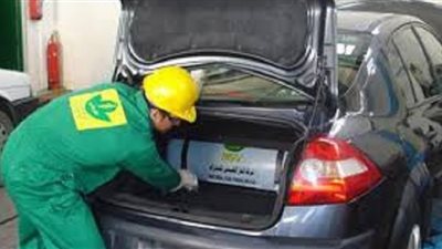 فيديو.. تحويل السيارات للغاز الطبيعي يوفر لمالكها أكثر من 1200 جنيه