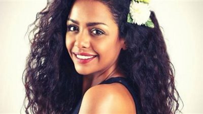 أسماء أبو اليزيد توجه رسالة لـ عبد الرحمن أبو زهرة