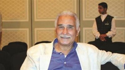 المهن التمثيلة تحذر من التطاول.. ونشطاء: عبدالرحمن أبو زهرة عملاق الفن