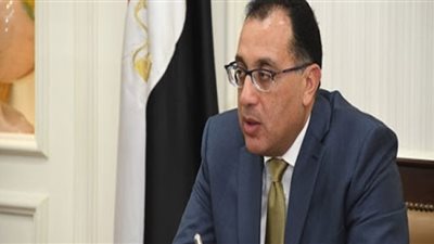 رئيس الوزراء يستعرض مشروع إنشاء البورصة الحاضرة للسلع