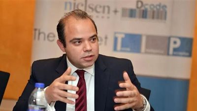 رئيس الوزراء يستعرض مع رئيس البورصة تطورات سوق الأوراق المالية