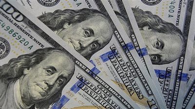 تعرف علي أسعار الدولار أمام الجنيه بالبنوك اليوم3 يناير