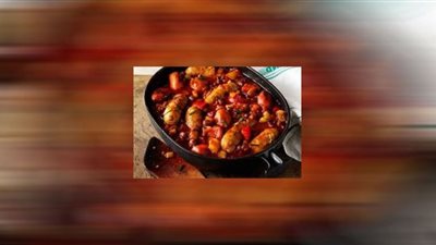 لإفطار الجمعة.. تعرفي على طريقة تحضير طبق الفول بالسجق