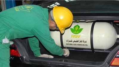(فيديو).. تجار السيارات: مبادرة تحويل المركبات للغاز الطبيعي توفر 50% من الاستهلاك