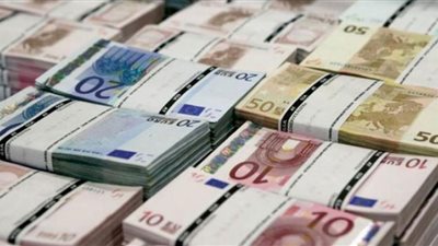 أسعار اليورو أمام الجنيه في البنوك اليوم السبت