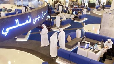 دبي تقود مكاسب الأسواق في الخليج مع صعود أسهم الشركات المالية