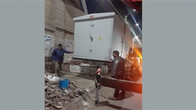 تركيب كشك كهرباء لمحطة شل لمشروع الانتشار السريع للغاز الطبيعى ببنى سويف