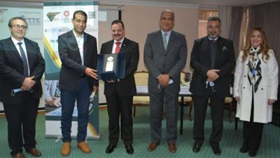 أكسبولينك تنظم أربع دورات لتطوير مهارات التصدير