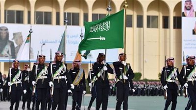5 خطوات للتسجيل في دورة الضباط للجامعيين بكلية الملك خالد العسكرية