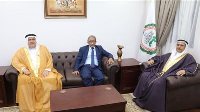 العسومي: التكامل الاقتصادي بين الدول العربية أولوية ملحة