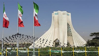 خارجية إيران تصدر بيانا حول رفع علم كردستان بدل العراق خلال استقبال نيجرفان بارزاني
