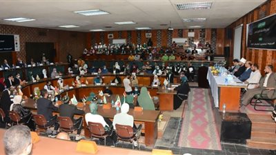 أسامة الأزهري: مستقبل مصر بخير ويشيد بالأداء المتميز لطلاب جامعة أسيوط