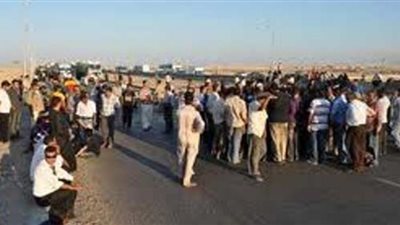 إضراب العاملين بجهاز مدينة العاشر
