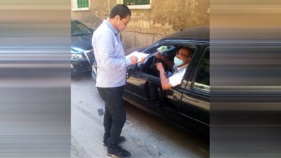 أصحاب السيارات: حجز أماكن مخصصة نظير مبلغ شهري يقضي على العشوائية واستغلال السياس