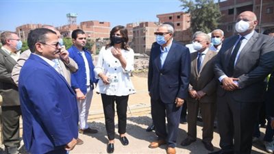 كواليس زيارة 