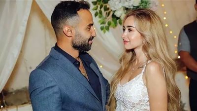 أحمد فهمي يغازل هنا الزاهد احتفالًا بذكرى خطبتهما| لقطات من حياة باربي الفن العربي وزوجها