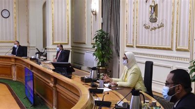 التنمية المحلية والصحة يضعان خطة لتطعيم العاملين بالجامعات ومراحل التعليم قبل بدء العام الدراسي