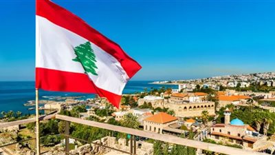 نقص الوقود يحجب الكهرباء والاتصالات عن أكثر المناطق فقراً بلبنان