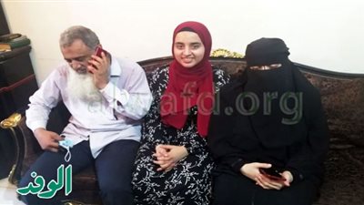 فيديو وصور.. الوفد في ضيافة الأولى على الثانوية العامة