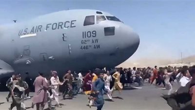 رويترز: إجلاء 5 آلاف شخص من مطار كابل في آخر 24 ساعة