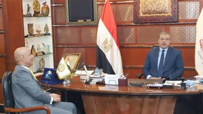 وزير القوي العاملة يشكف آخر أوضاع العمالة المصرية بالخارج
