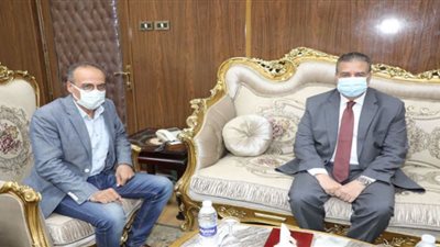 محافظ المنوفية يستقبل رئيس الهيئة المصرية للكتاب