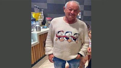 أضعاف مرتب موظف في شهور| سعر صادم لتيشيرت نجيب ساويرس حديث الملايين (صور)